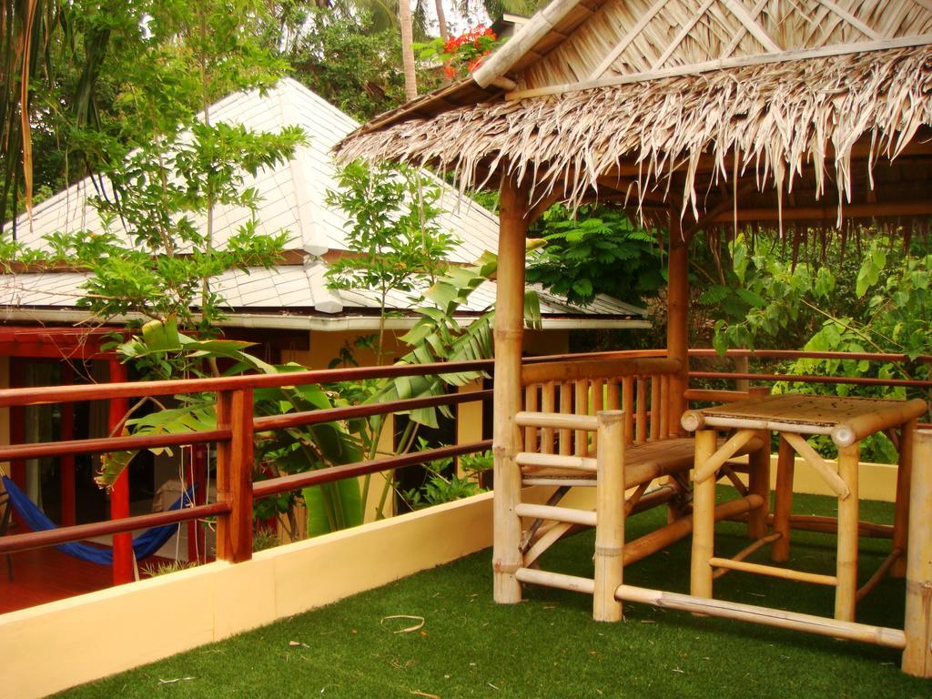 Bed and Breakfast La Cigale Тау Экстерьер фото