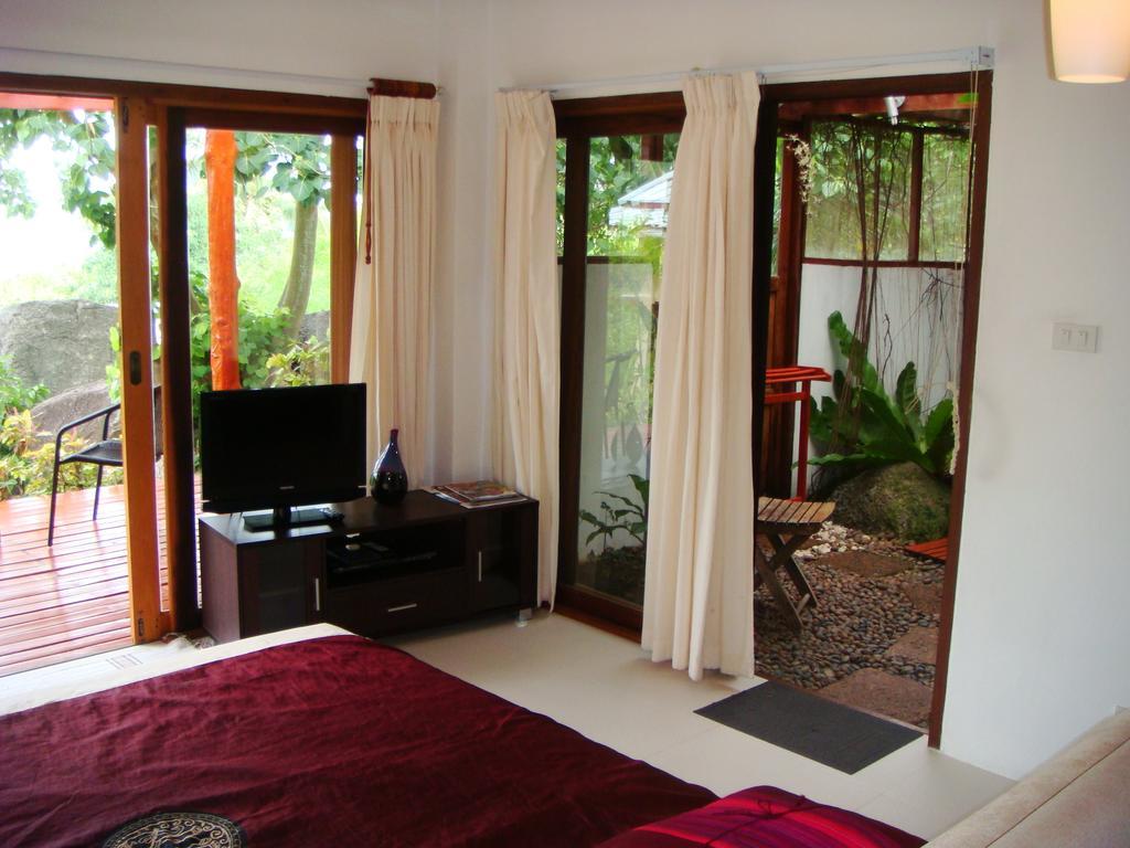 Bed and Breakfast La Cigale Тау Номер фото