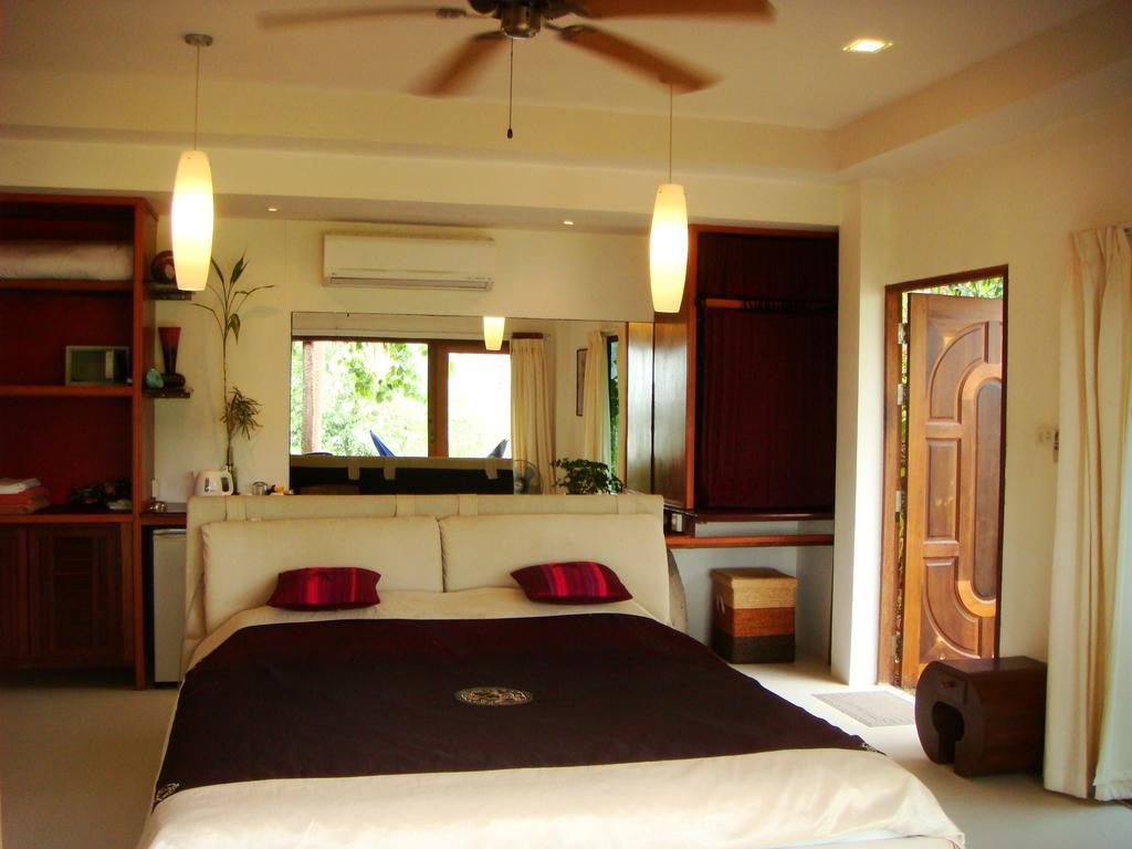 Bed and Breakfast La Cigale Тау Номер фото