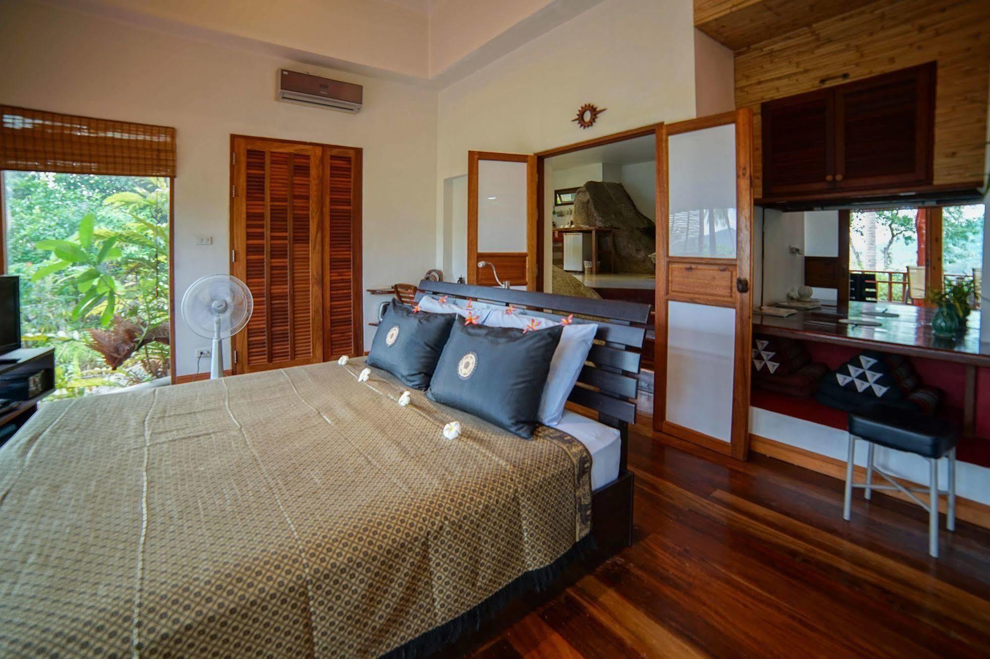 Bed and Breakfast La Cigale Тау Экстерьер фото